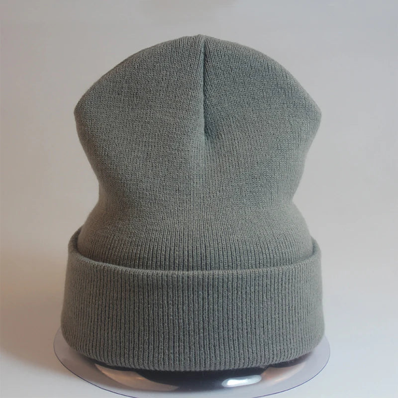 Gorro Beanie Unissex Liso – Tricô Quente, Confortável e Elástico