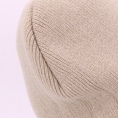 Gorro Beanie Unissex Liso – Tricô Quente, Confortável e Elástico