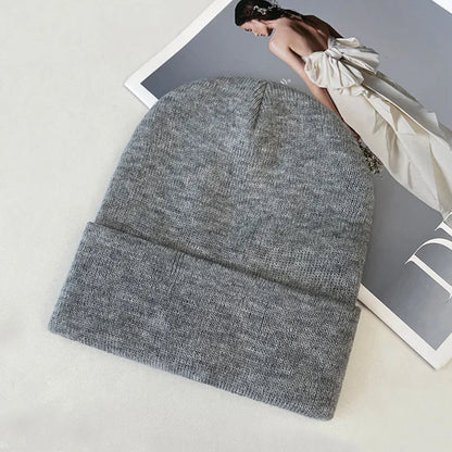 Gorro Beanie Unissex Liso – Tricô Quente, Confortável e Elástico