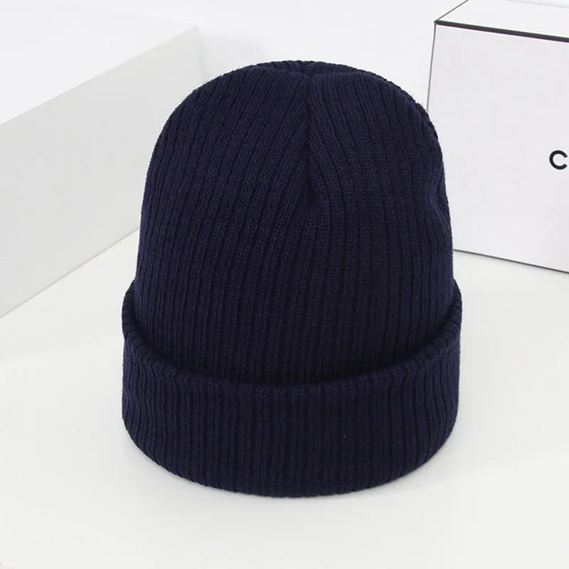 Gorro Beanie Unissex Liso – Tricô Quente, Confortável e Elástico
