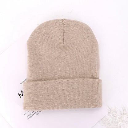 Gorro Beanie Unissex Liso – Tricô Quente, Confortável e Elástico